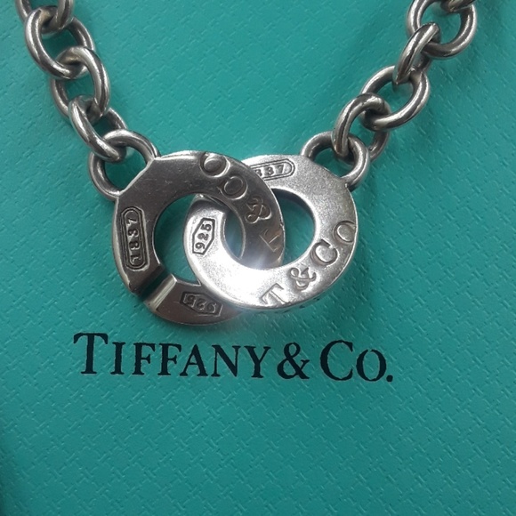 Authentic Tiffany and Co C clasp necklace 925 - Picture 2 of 6